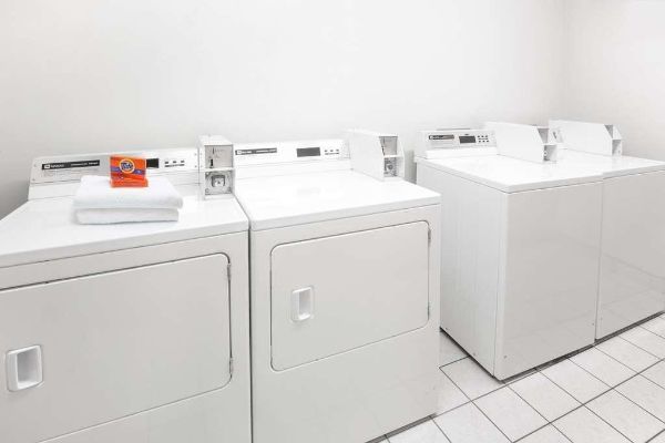 MOTEL 6 REDMOND (Redmond)
